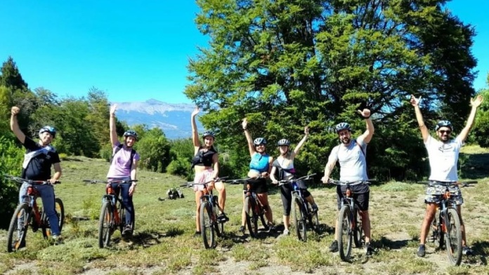 Mountain Bike en San Martin de los Andes - Medio dia a Laguna Rosales